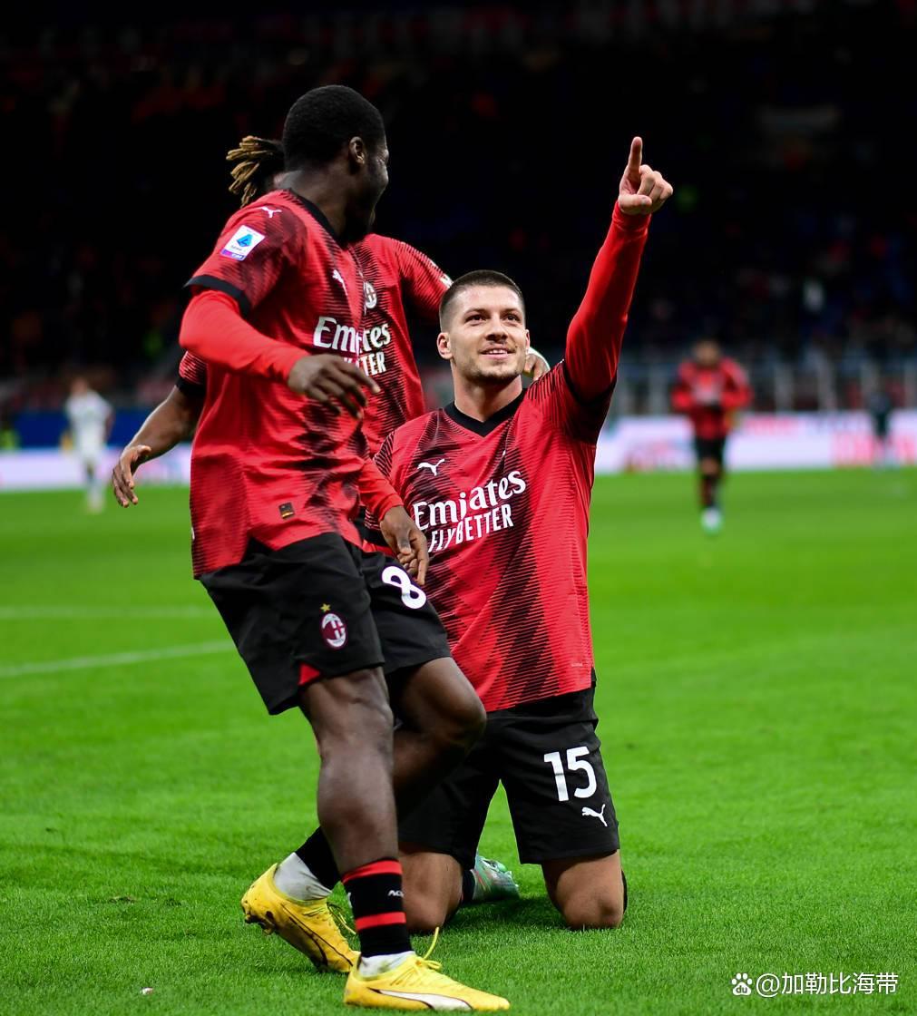 转折点AC米兰更衣室发声；中超冲刺阶段攻防权衡；赛场秩序良好；资深球员宣示担当的简单介绍